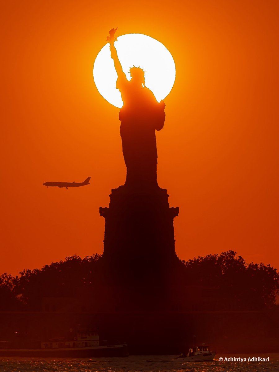 AchintyaAd24859's tweet image. Good evening New York
@StatueEllisFdn
Captured by @CanonUSA Canon R6 MkII and @TamronAmericas Tamron 150-600 G2 lens
@Amazingeye55 @XTravelMyWay @nycgov @nycfeelings @NYCferry @NatGeo @bhphoto @photopills @pro_planit39277 @NBCNews @BBC @america @NYMag @nycgov @nypost