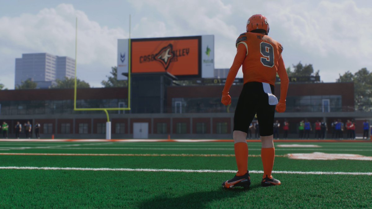 GoodGameBro's tweet image. If you're playing College Football 26, download 'Cascade Valley' 👀
Use them for your rebuild or just add them into your dynasty. A couple of easter eggs are in there for OG fans