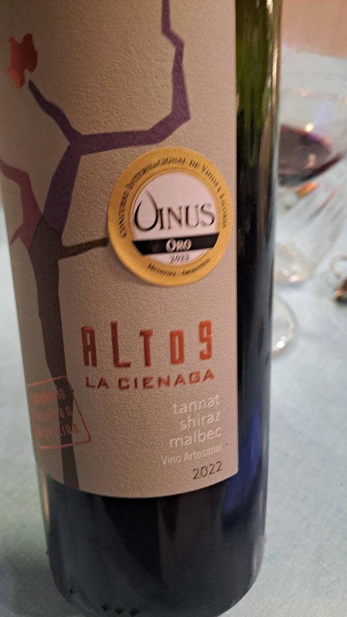 Botello - Arte en Vinos (@botellovinos) on Twitter photo Todo tucumano debe tener, tomar y difundir este vino, muy nuestro. <a href="/AltoslaC/">AltoslaCienaga</a> son grandes embajadores de la provincia #Tucumán #vinosdelnoa Todo tucumano debe tener, tomar y difundir este vino, muy nuestro. <a href="/AltoslaC/">AltoslaCienaga</a> son grandes embajadores de la provincia #Tucumán #vinosdelnoa
