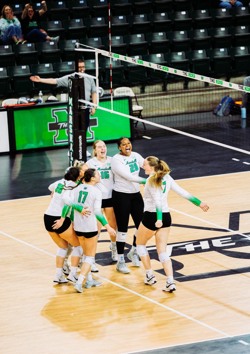 HerdVolleyball's tweet image. Happy #WorldVolleyballDay from the Herd 🌎🤘
#TheHardWay