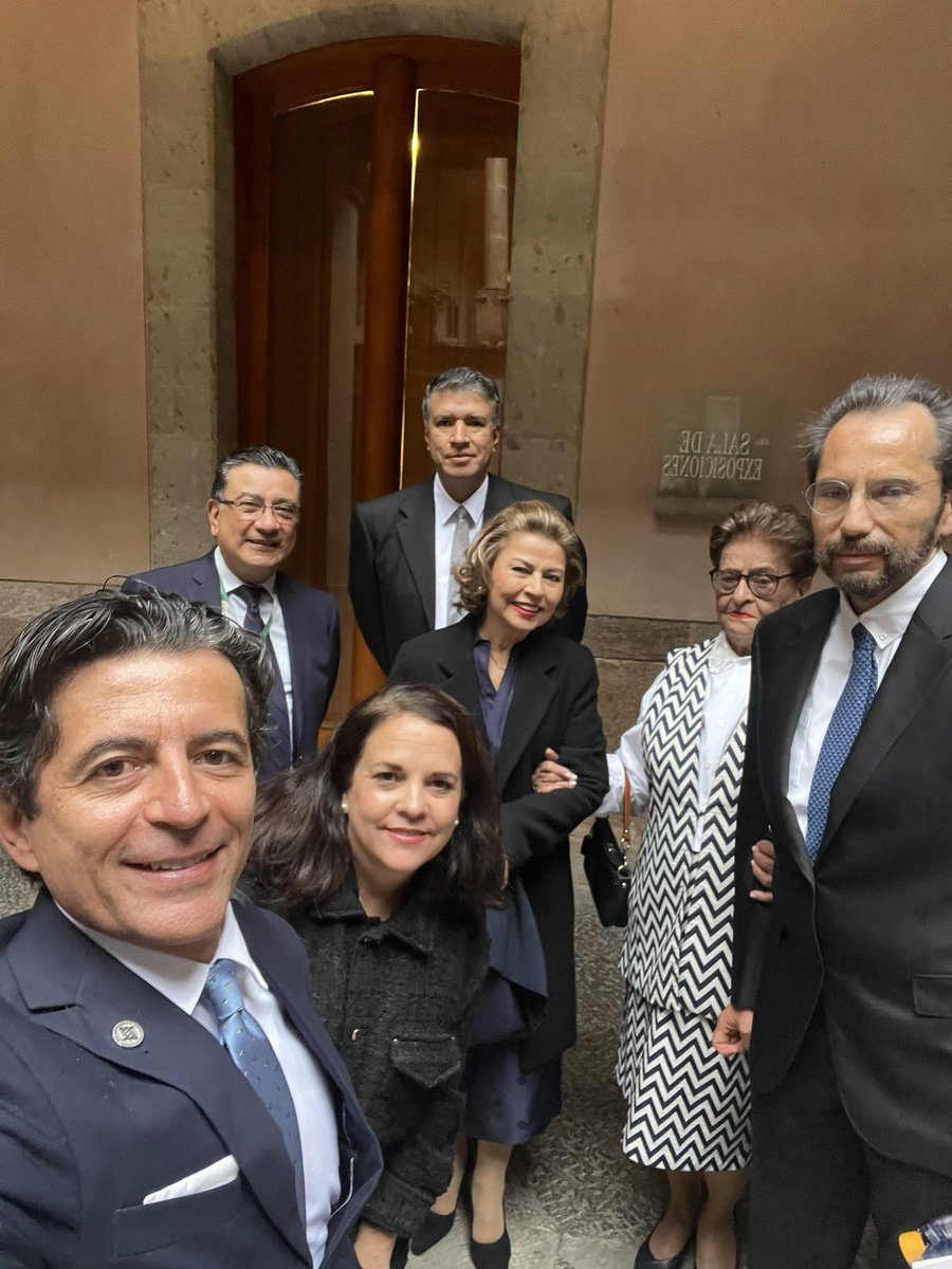 Felicidades querido Dr <a href="/caguilarsalinas/">CarlosAguilarSalinas</a> tu merecido ingreso al <a href="/ColegioNEI/">ColegioNacional EI</a>, es un motivo de orgullo para todos los que hemos tenido el gusto de colaborar contigo y conocer tus aportaciones a la salud. 
¡Recibe un gran abrazo!
🩺👨🏻‍⚕️🏥⚕️🏆