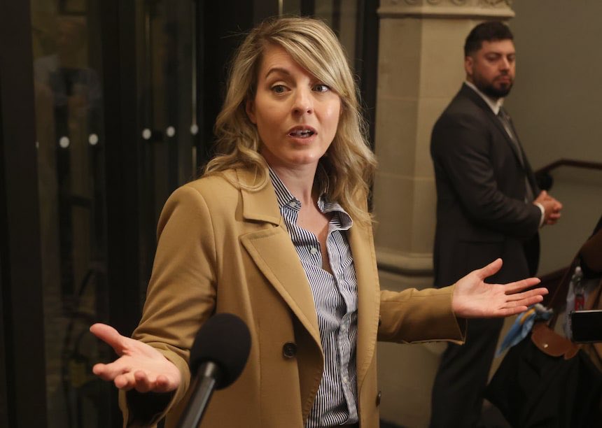 Joly misspoke in suggesting Rio Tinto facing liquidity issues, industry group says” Carney’s choice for Industry Minister <a href="/melaniejoly/">Mélanie Joly</a> moves markets-in the worst way  theglobeandmail.com/business/artic…