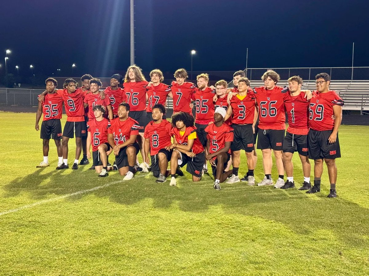 mickcasto's tweet image. Midnight Madness practice. Senior year starts now, let’s go Hawks! LLC5✝️
@RossviewFTBL