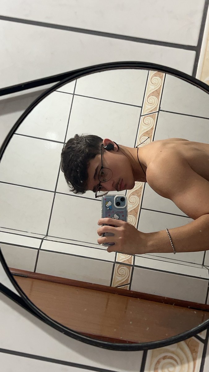 ate q o meu bracinho ta bom pra enforcar