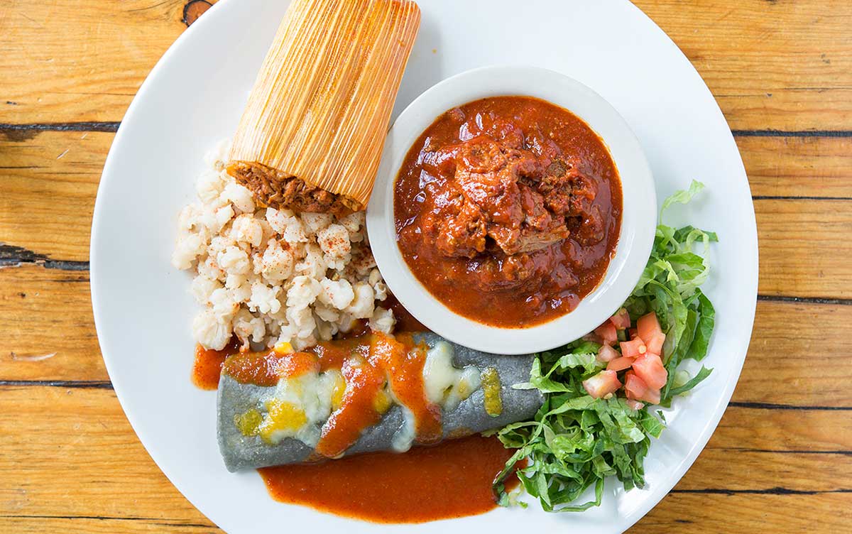 505Nomad's tweet image. Carne adovada is tender chunks of #pork, braised in red chile. Serve it wrapped in a flour tortilla as a burrito or with chile rellenos, beans and calabacitas - newmexiconomad.com/carne-adovada/
#spicy #redchile #recipe #recipes #NomNom #goodfood #foodie