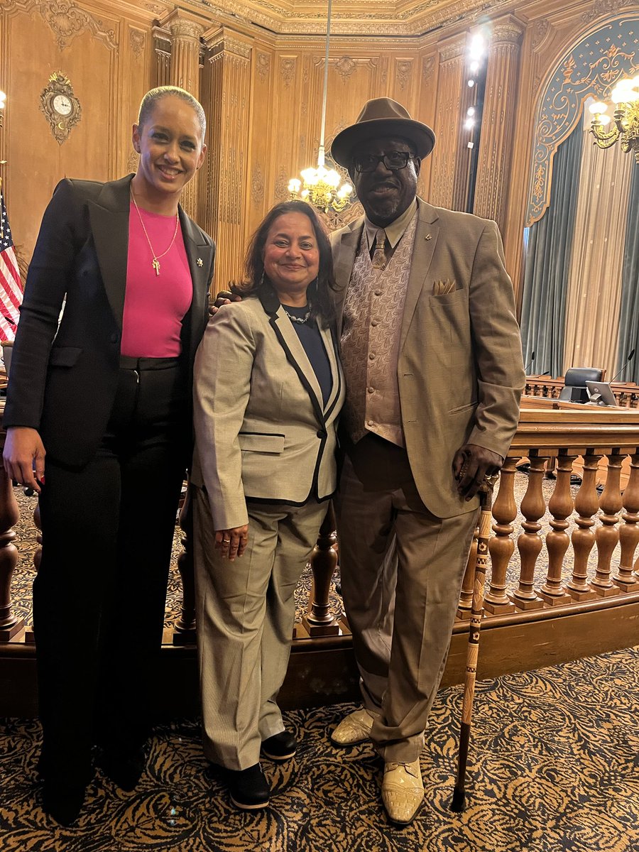 Randy Shaw (@beyondchron) on Twitter photo Congrats to my friend and THC colleague Pratibha Tekkey on her swearing in as Police Commissioner. <a href="/RafaelMandelman/">Rafael Mandelman</a> <a href="/BrookeJenkinsSF/">Brooke Jenkins 謝安宜</a> <a href="/stevensherrill/">Steven Sherrill</a> <a href="/bilalmahmood/">Bilal Mahmood 馬百樂</a> Congrats to my friend and THC colleague Pratibha Tekkey on her swearing in as Police Commissioner. <a href="/RafaelMandelman/">Rafael Mandelman</a> <a href="/BrookeJenkinsSF/">Brooke Jenkins 謝安宜</a> <a href="/stevensherrill/">Steven Sherrill</a> <a href="/bilalmahmood/">Bilal Mahmood 馬百樂</a>