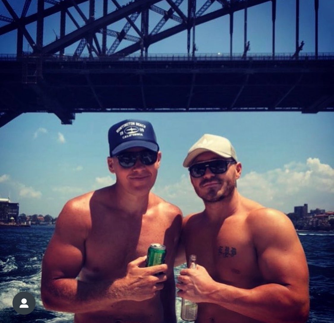 Ryandally08's tweet image. Beers and boats with the little bro @edendally
