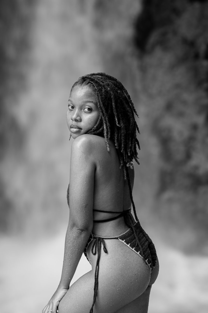 Memecrochet_'s tweet photo. ✨✨✨
👩: @flesoley8 
📸: @Tino_Pandache 
Bikini an se zèv nou 😍 https://t.co/O9WQQoiJ2f