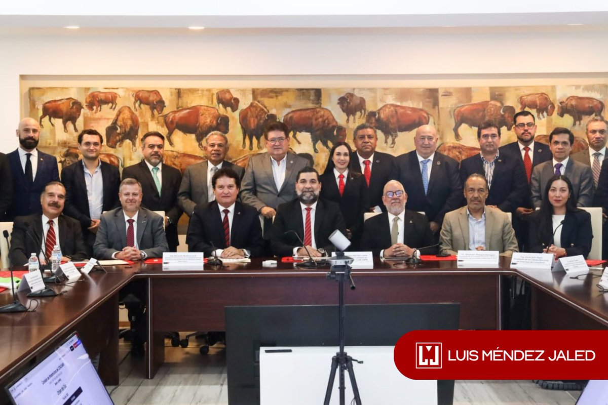 Tuve el honor de participar en los trabajos de la Comisión de Infraestructura de <a href="/CONCAMIN/">CONCAMIN</a>, un espacio clave para la articulación de propuestas que fortalezcan el desarrollo estructural y la competitividad del sector.