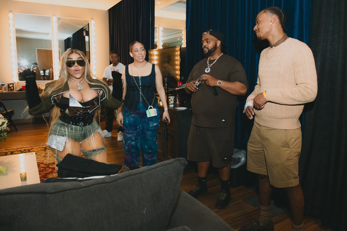 Lil' Kim tweet media