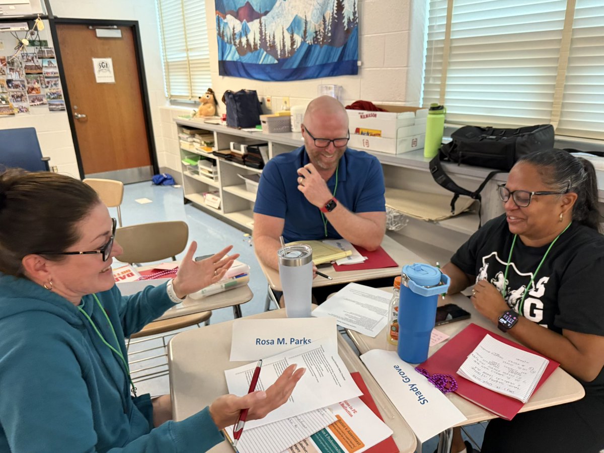 CaraGrant11's tweet image. 🥇First day of 
🍎Secondary
🍏Teacher
🎓Leadership
🗓️Week

📖Professional Learning in 
👟Action!
@NorthwestJags 
@MCPS 
@SHAPEAmerica 
@PK12Curriculum