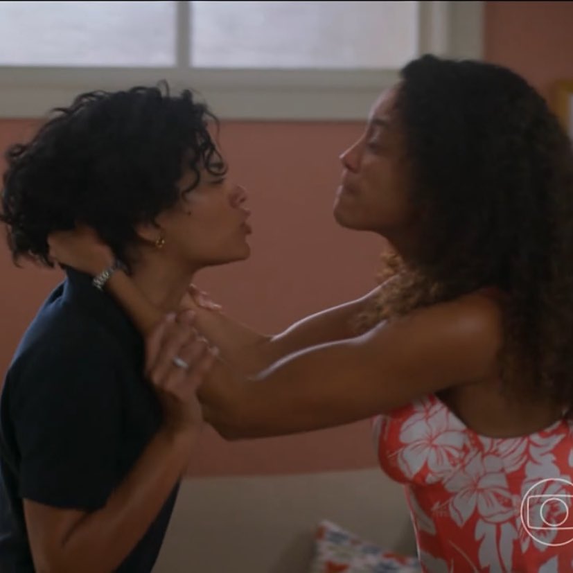 eduvalenthim tweet media