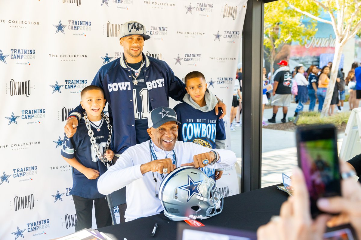 VisitOxnardCA's tweet image. 🎉 Oxnard Fan Night is BACK with Dallas Cowboys Cheerleaders, Rowdy, games, giveaways and a special guest --> bit.ly/3NRArAy
📍 July 25 | The Collection at RiverPark
#visitoxnard #oxnard #visitca #dallascowboys #DallasCowboysCheerleaders #AmericasSweethearts #DCC