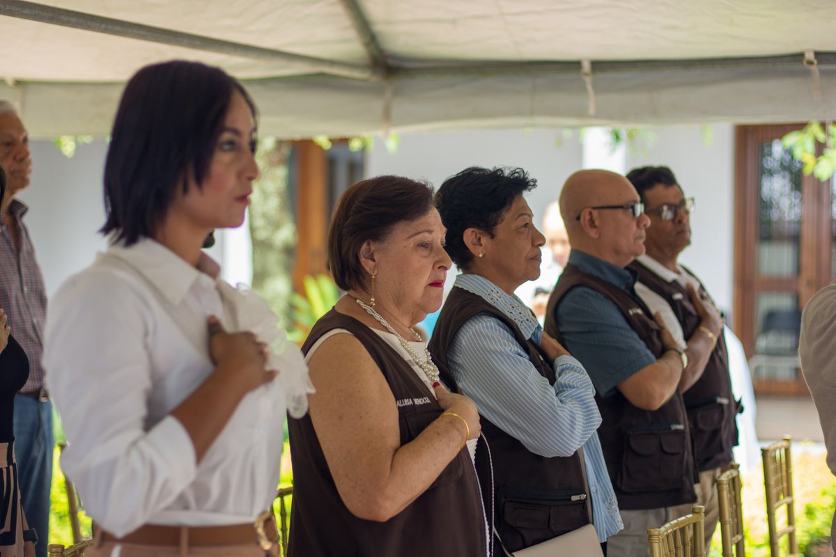 El SAR conmemora el natalicio de Froylán Turcios, destacado intelectual y firme defensor de la soberanía nacional, resaltando su legado revolucionario y su invaluable aporte a Honduras.

🔗 Lea la nota completa en: sar.gob.hn/2025/07/el-sar…