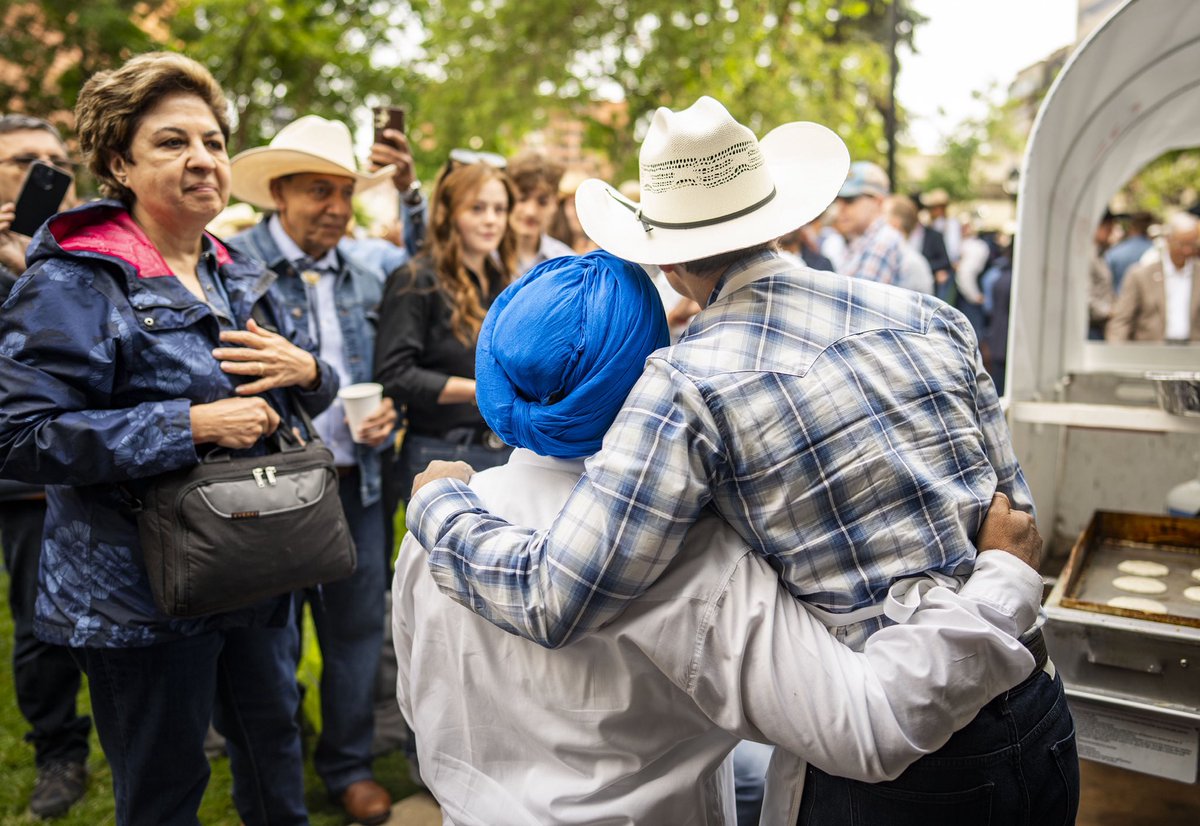 Pierre Poilievre (@pierrepoilievre) on Twitter photo Great morning flipping pancakes and connecting with hundreds of Albertans at Premier <a href="/ABDanielleSmith/">Danielle Smith</a>’s Stampede breakfast in downtown Calgary. Great morning flipping pancakes and connecting with hundreds of Albertans at Premier <a href="/ABDanielleSmith/">Danielle Smith</a>’s Stampede breakfast in downtown Calgary.