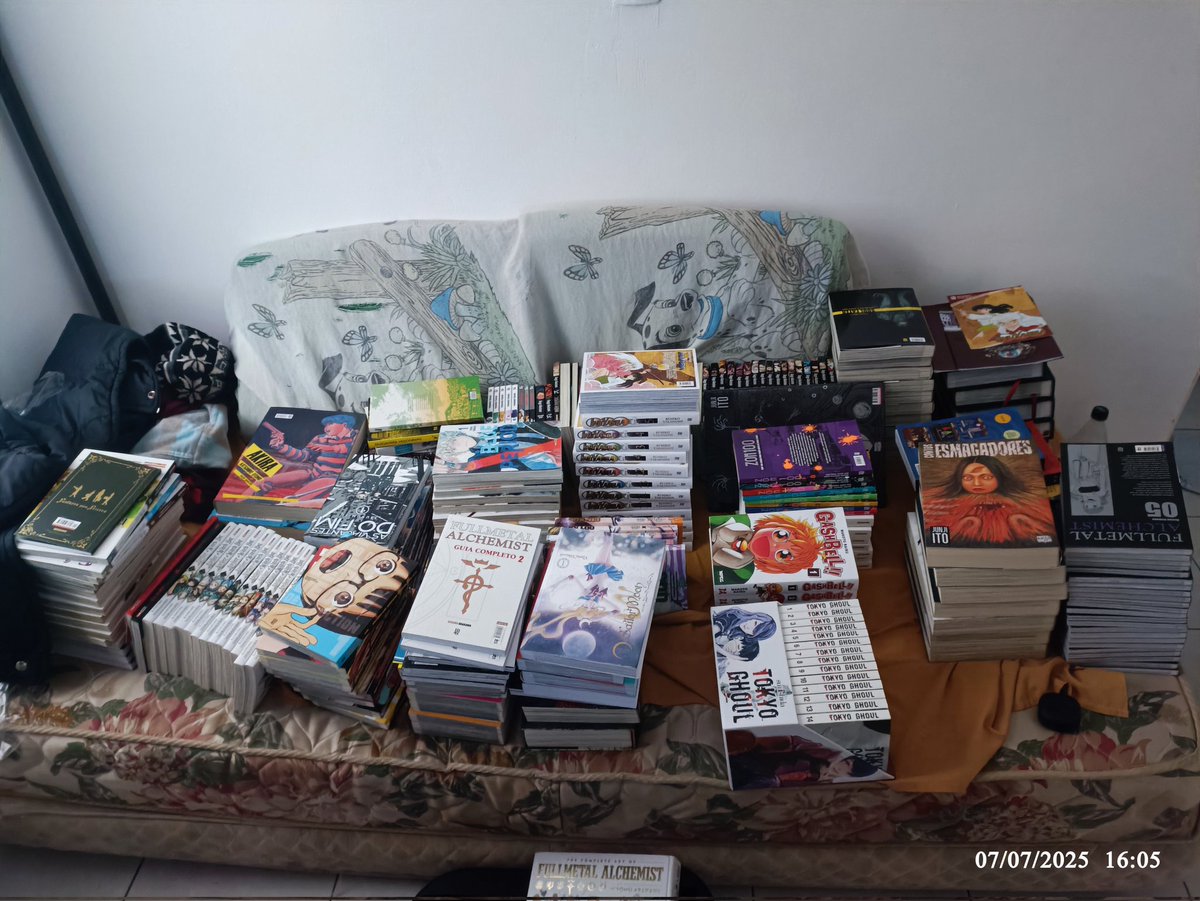 otyleeugiM's tweet image. Evolukit me manda uma estante