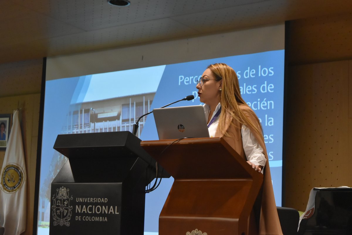 EnfermeriaUNAL1's tweet photo. 2° Comité Tutorial Doctorado en Enfermería. Realizado el 7 de julio, en el Auditorio Natividad Pinto
#SomosUNAL #SomosEnfermería #Enfermería #Doctorado #ComitéTutorial https://t.co/vFkt7Z4vhw