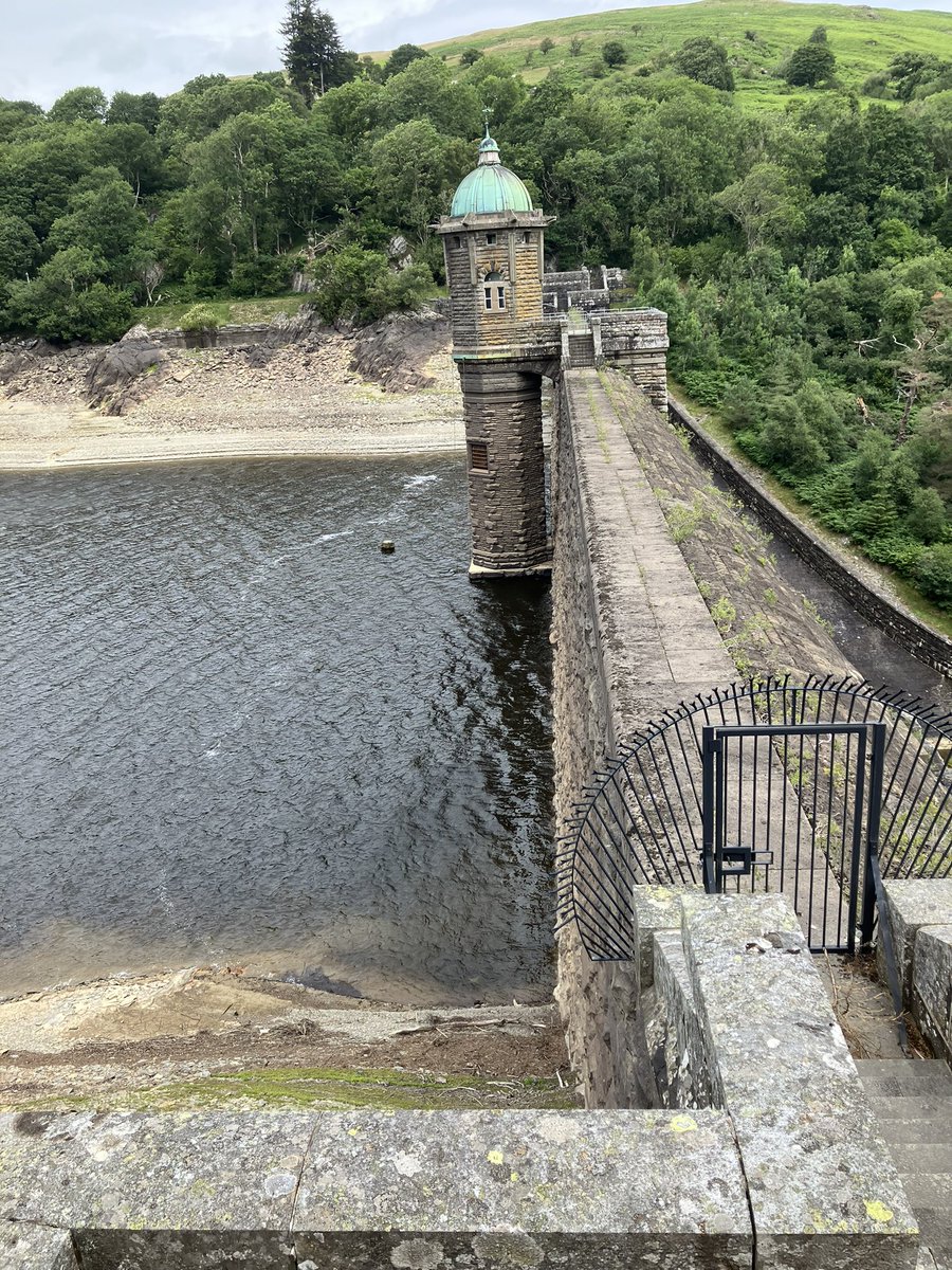 Rubysfudge's tweet photo. @DaveThroup @DaveThroup I passed through the Elan Valley on Friday. I’ve never seen it that low before. https://t.co/PU4mTMNLwG