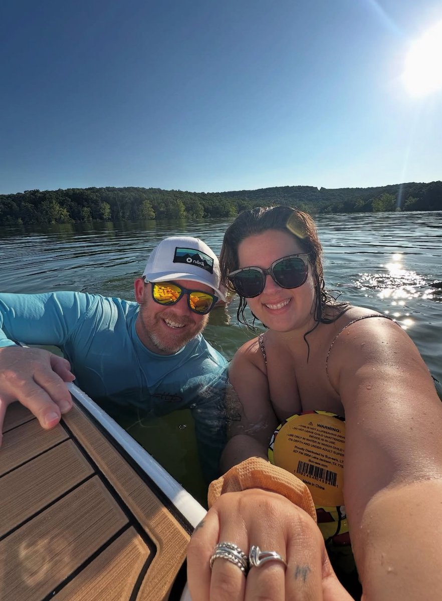 mikemillercyber's tweet image. The water is my medication. Work hard, but play harder.
p.s. @rubrikInc I got my hat dirty over the weekend. Would LOVE a new one! 🤞
