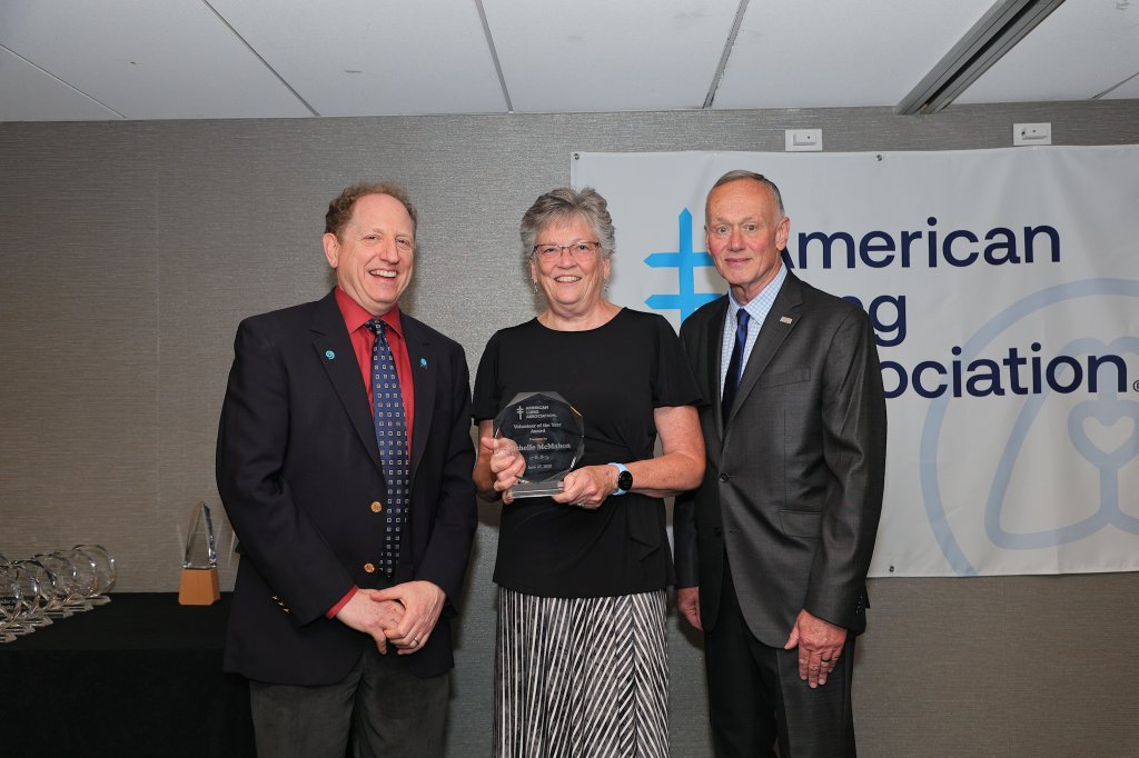 LungAssociation's tweet image. Volunteers are the heart of our mission, and we’re honored to recognize two extraordinary individuals with our 2025 Volunteer of the Year Award: Michelle McMahon of New York and Allen Wentworth of Colorado.