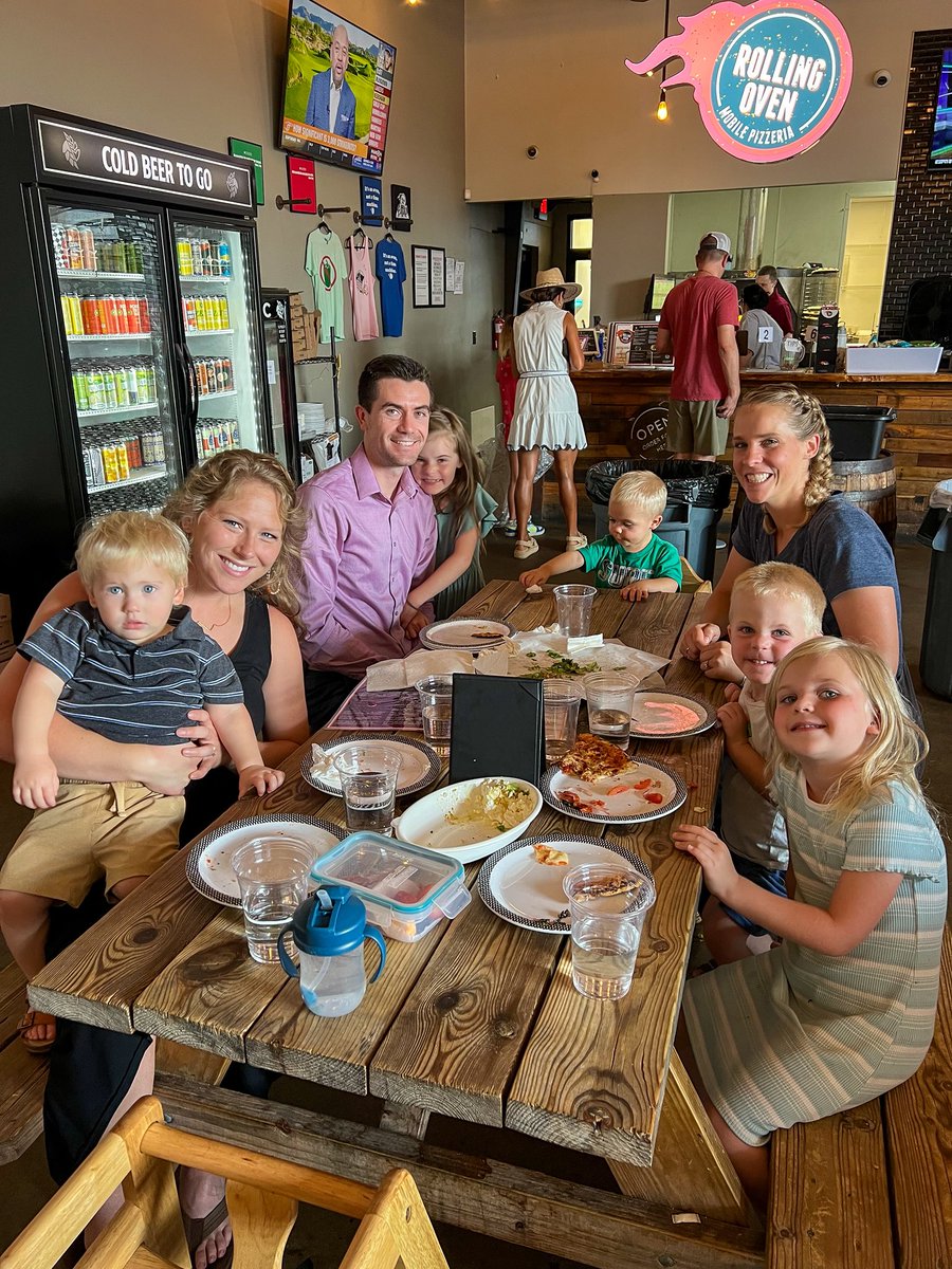 UKy Radiology Res (@uky_rad_res) on Twitter photo Great time welcoming the new R1s & their beautiful families to Lex! ππ <a href="/RollingOven/">πRolling Oven</a> + <a href="/mirrortwinlex/">Mirror Twin Brewing</a> = solid start to residency ππ₯ Great time welcoming the new R1s & their beautiful families to Lex! ππ <a href="/RollingOven/">πRolling Oven</a> + <a href="/mirrortwinlex/">Mirror Twin Brewing</a> = solid start to residency ππ₯