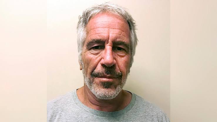 FracturedLight0's tweet image. 🧵 After decades of sealed files, dead witnesses, and media silence, the Epstein case is over.
No client list, no blackmail, no murder. Just a dead man and a closed case.
Like you're stupid enough to forget...again.
I will never forget.
Here’s everything I know about Epstein:…