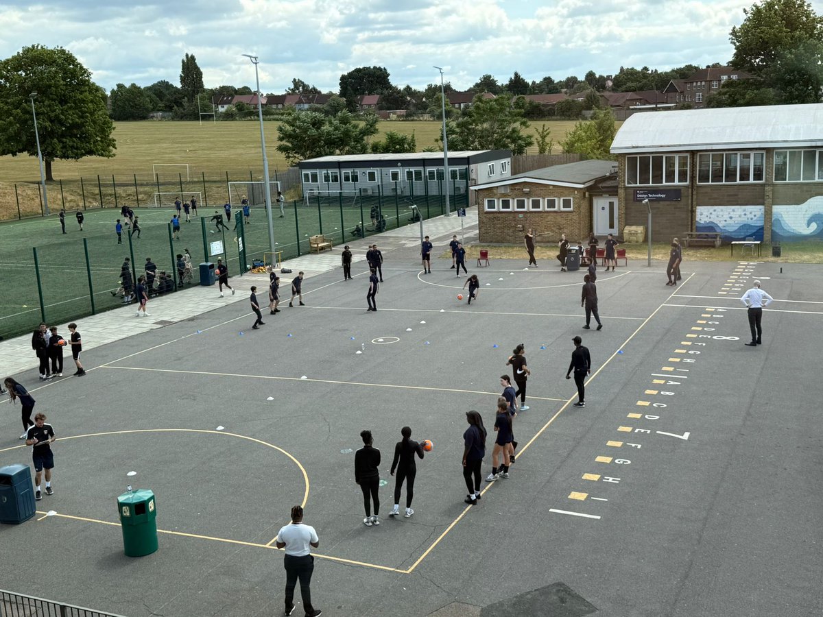 Day 1 of our Key Stage 3 Sports Activity Day was a huge success! 🎉 From exciting games to team-building challenges, everyone had a blast! 🏃‍♂️🤝 Let’s keep the energy high for more fun tomorrow! 💪 #SportsDay #TeamSpirit #FunTimes