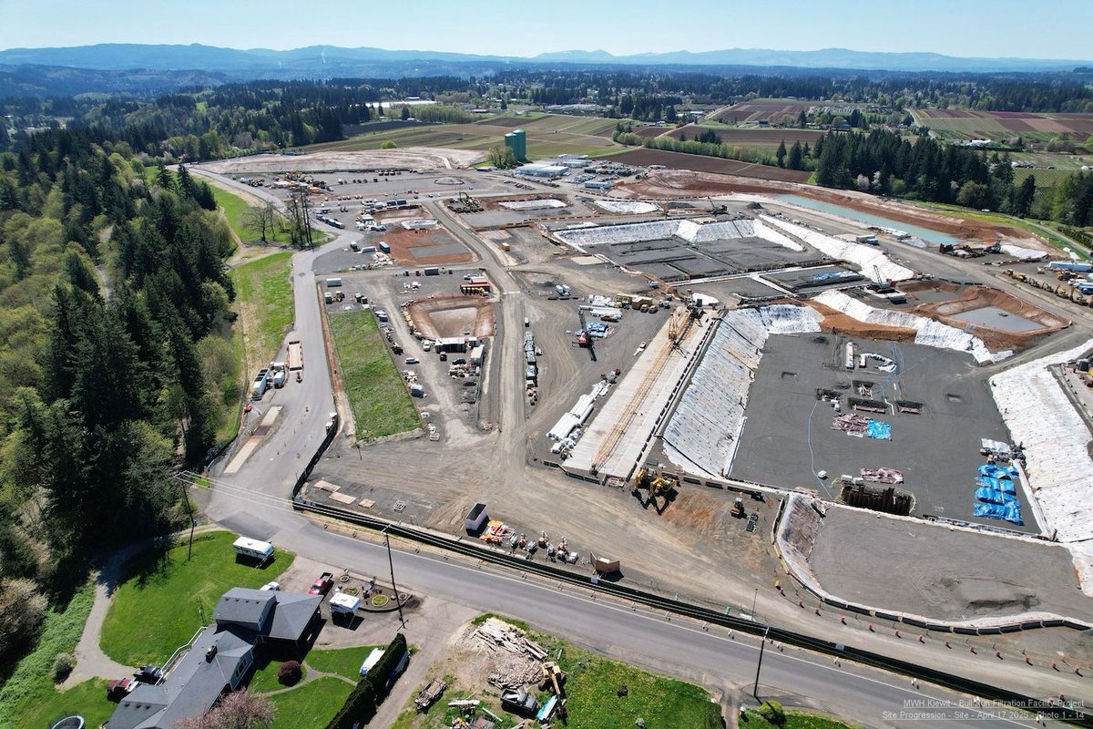 nwlaborpress's tweet image. The end of the Battle of Bull Run: Work on water filtration plant has resumed. But more than 400 construction workers were off the job for four months because of a technical land use appeal. | NW Labor Press buff.ly/02noMoK