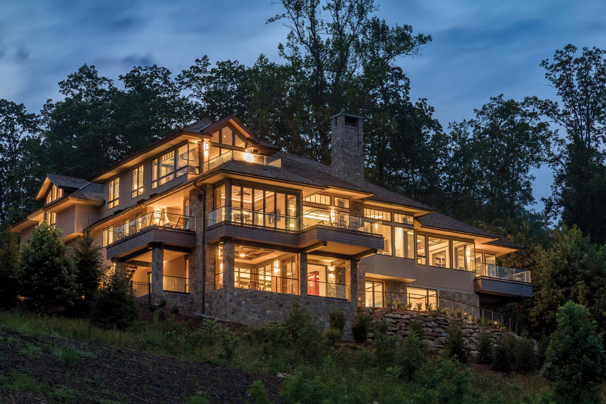 Create a gem of a home that thrives in the sunshine and in the moonlight.
.
.
.
📷: Meechan Architectural Photography 
📐: Young &amp; Young Architects
🔨: Glennwood Custom Builders
🤝: <a href="/WNC_Builders/">Jennings Builders</a>