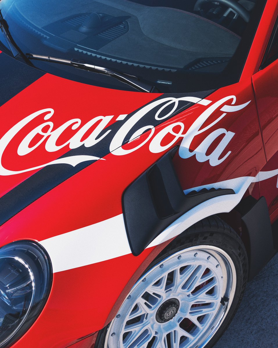 KFLETCH___'s tweet image. New work for Porsche. The Iconic Coca Cola Livery continues. 992 GT3RS. StrasseWheels project