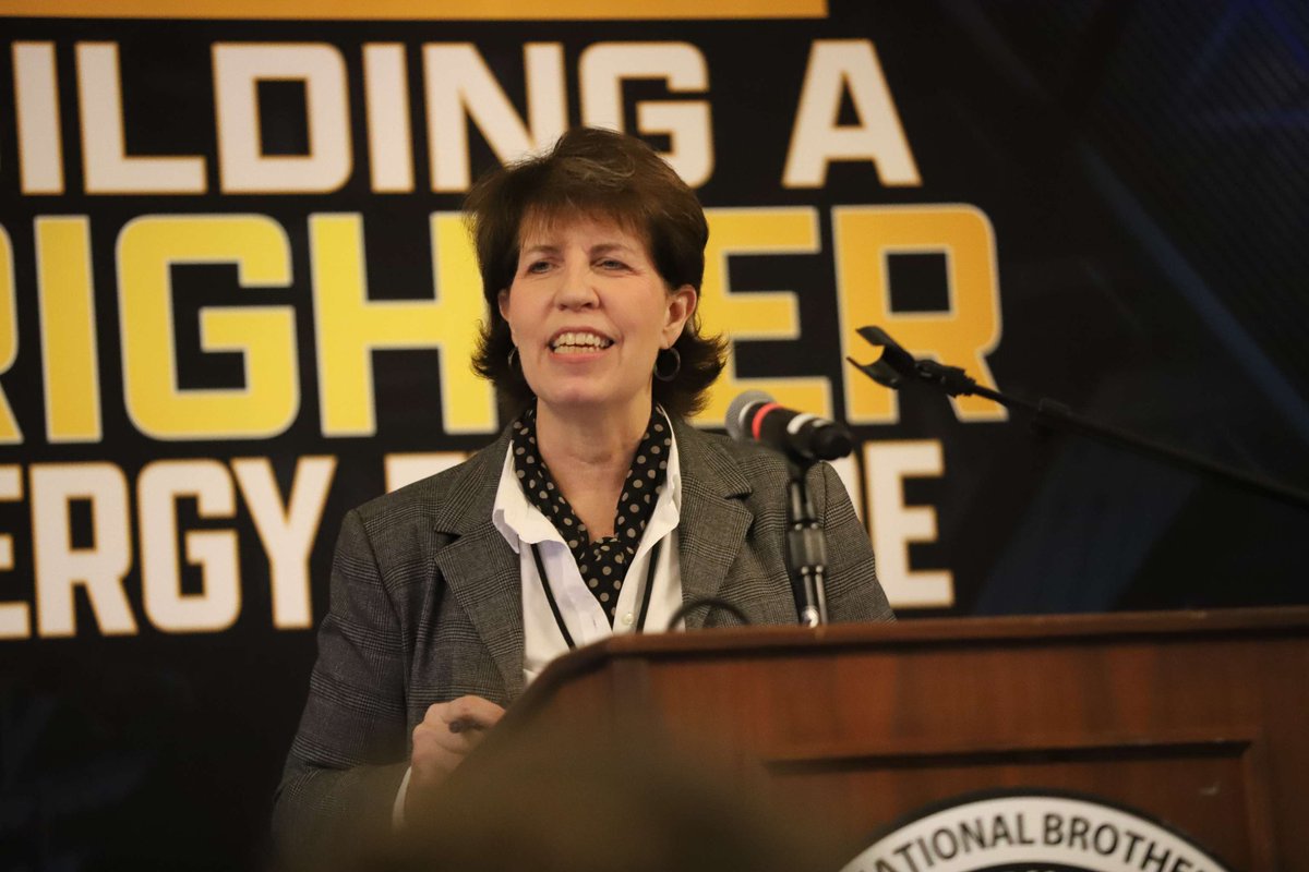 boilermakernews's tweet image. From the energy environment to new job opportunities and #boilermaker manpower—these were the topics discussed at the 2025 Western States Tripartite. ow.ly/neFb50WlYcZ