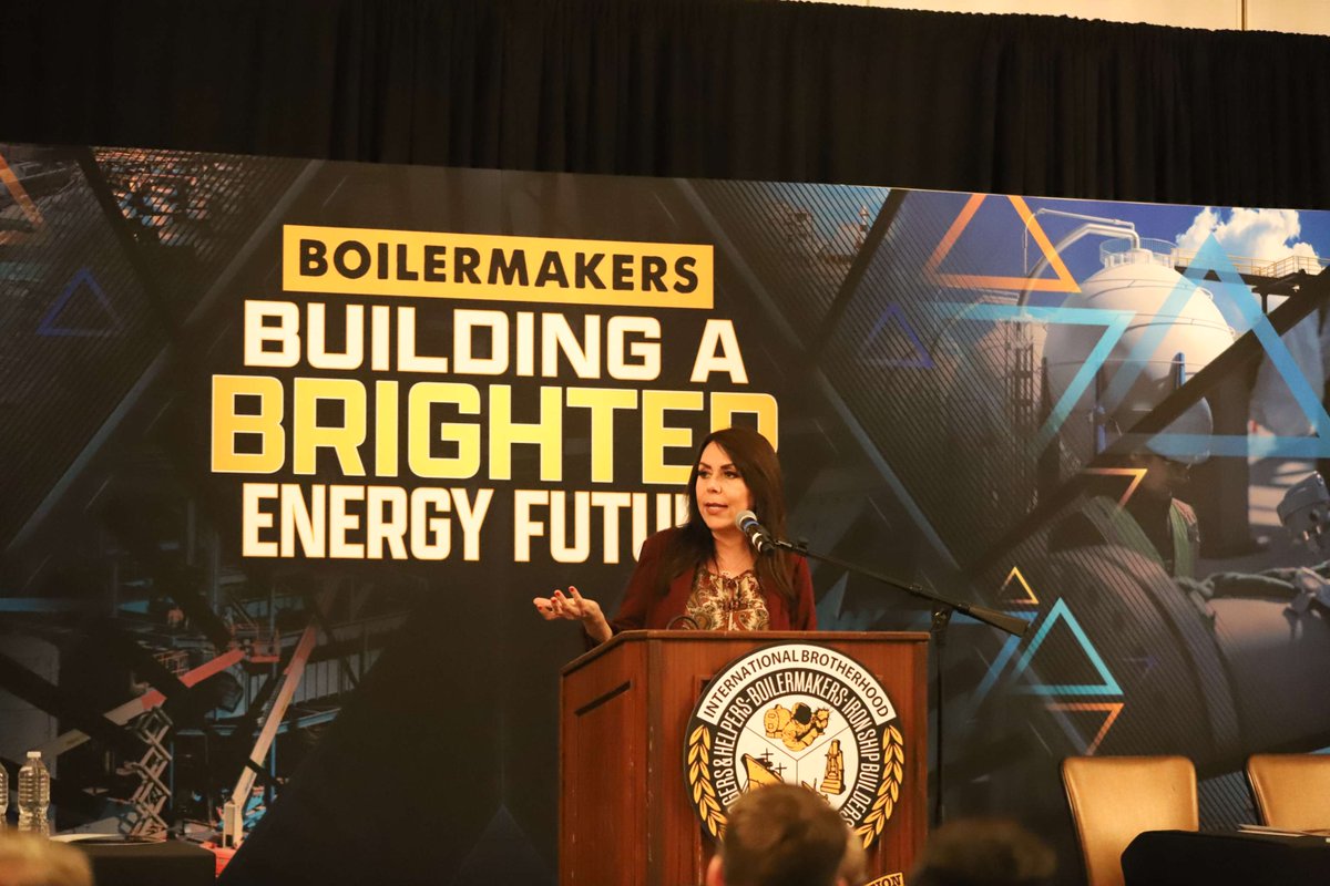 boilermakernews's tweet image. From the energy environment to new job opportunities and #boilermaker manpower—these were the topics discussed at the 2025 Western States Tripartite. ow.ly/neFb50WlYcZ