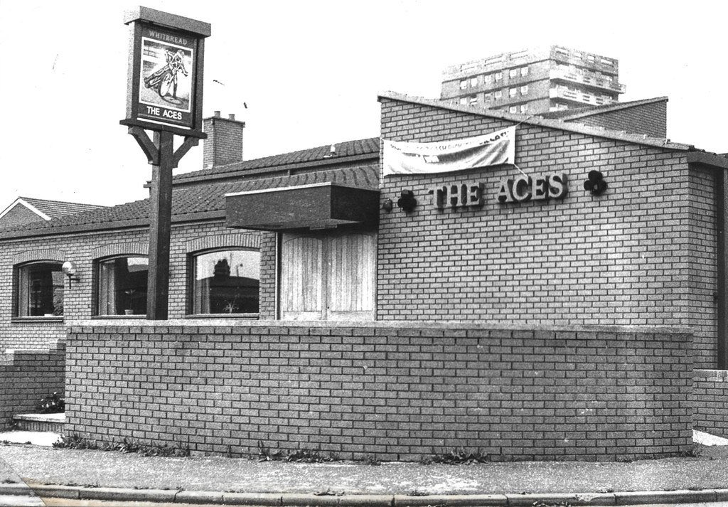 Used to frequent this fine estate pub. Long gone now.