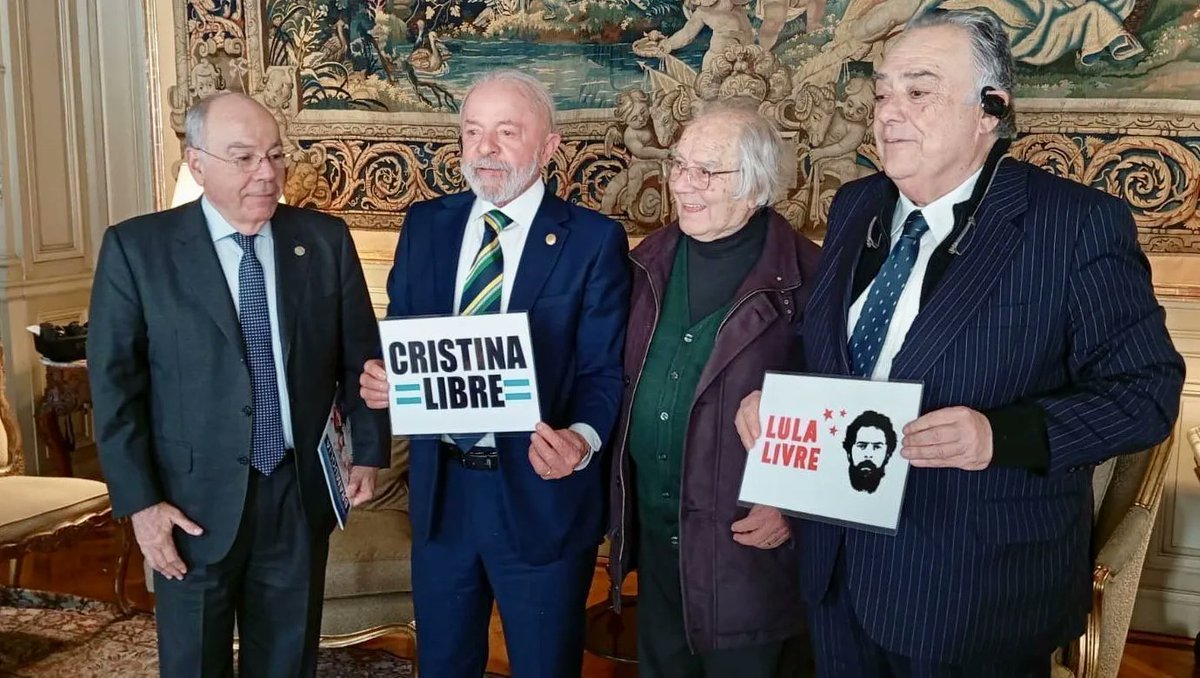 Lula acusou Donald Trump de se meter em assuntos que não lhe dizem respeito ao sair em defesa de Bolsonaro. Mas, ironicamente, poucos dias antes, o próprio Lula estava pedindo liberdade pra Cristina Kirchner, símbolo de corrupção na América Latina!