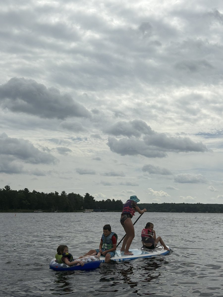 ProfeBeckstrom's tweet image. Summer 2025 - Day 30: Another day of creative play for the kiddos at Lake Arbutus!!