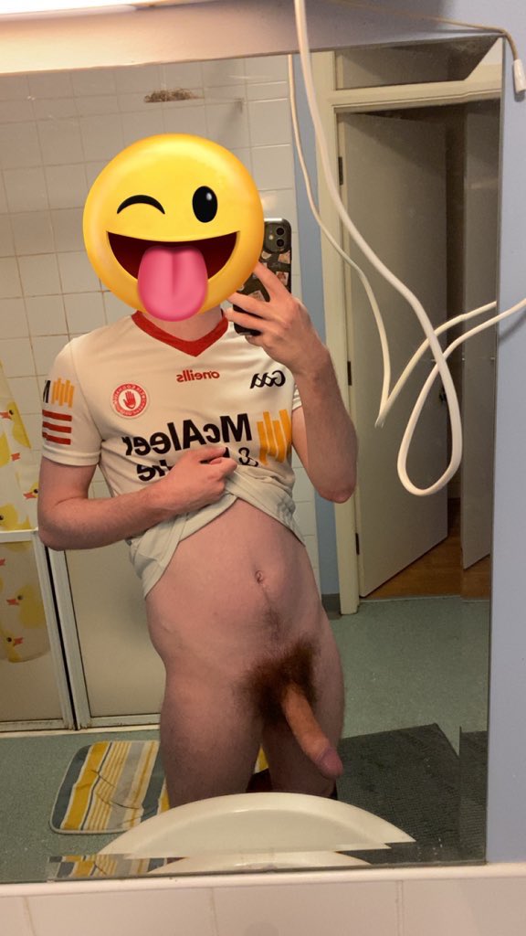 C 🇮🇪😩 tweet media