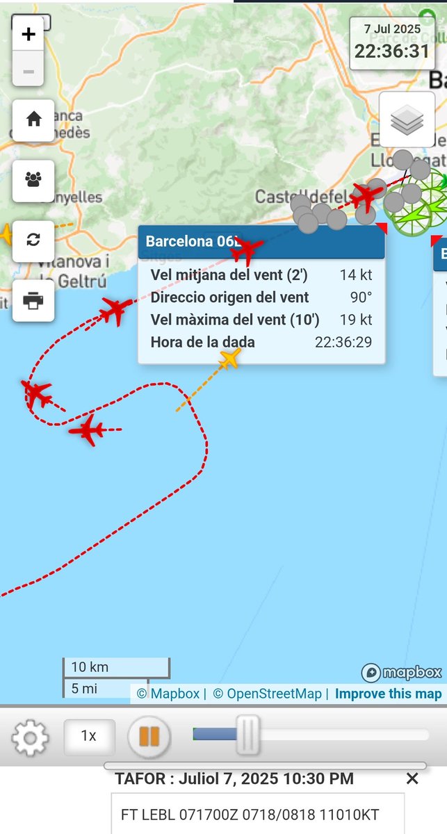 jarusgpv's tweet photo. @jordibatlle @FlightradarCAT Avui també aproximacions complicades de moment sense tempesta però amb congestus i bon #jocdevents #lebl https://t.co/z797QiDqwc