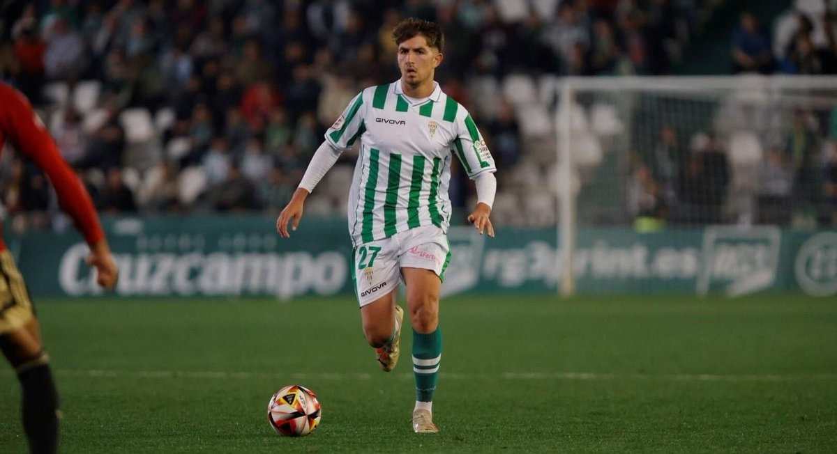 Jorge San Cristóbal (@jsancris_) on Twitter photo ÚLTIMA HORA: HABEMUS NUEVO CENTRAL
Informan desde <a href="/101tvMalaga/">101TV Málaga</a> QUE MATI BARBOZA, central de 23 años propiedad del Córdoba, llega CEDIDO al Madrileño con opción de compra superior a 1M de euros.
Recambio de Martín Pascual, al que se le ha relacionado con los blanquiverdes. ÚLTIMA HORA: HABEMUS NUEVO CENTRAL
Informan desde <a href="/101tvMalaga/">101TV Málaga</a> QUE MATI BARBOZA, central de 23 años propiedad del Córdoba, llega CEDIDO al Madrileño con opción de compra superior a 1M de euros.
Recambio de Martín Pascual, al que se le ha relacionado con los blanquiverdes.