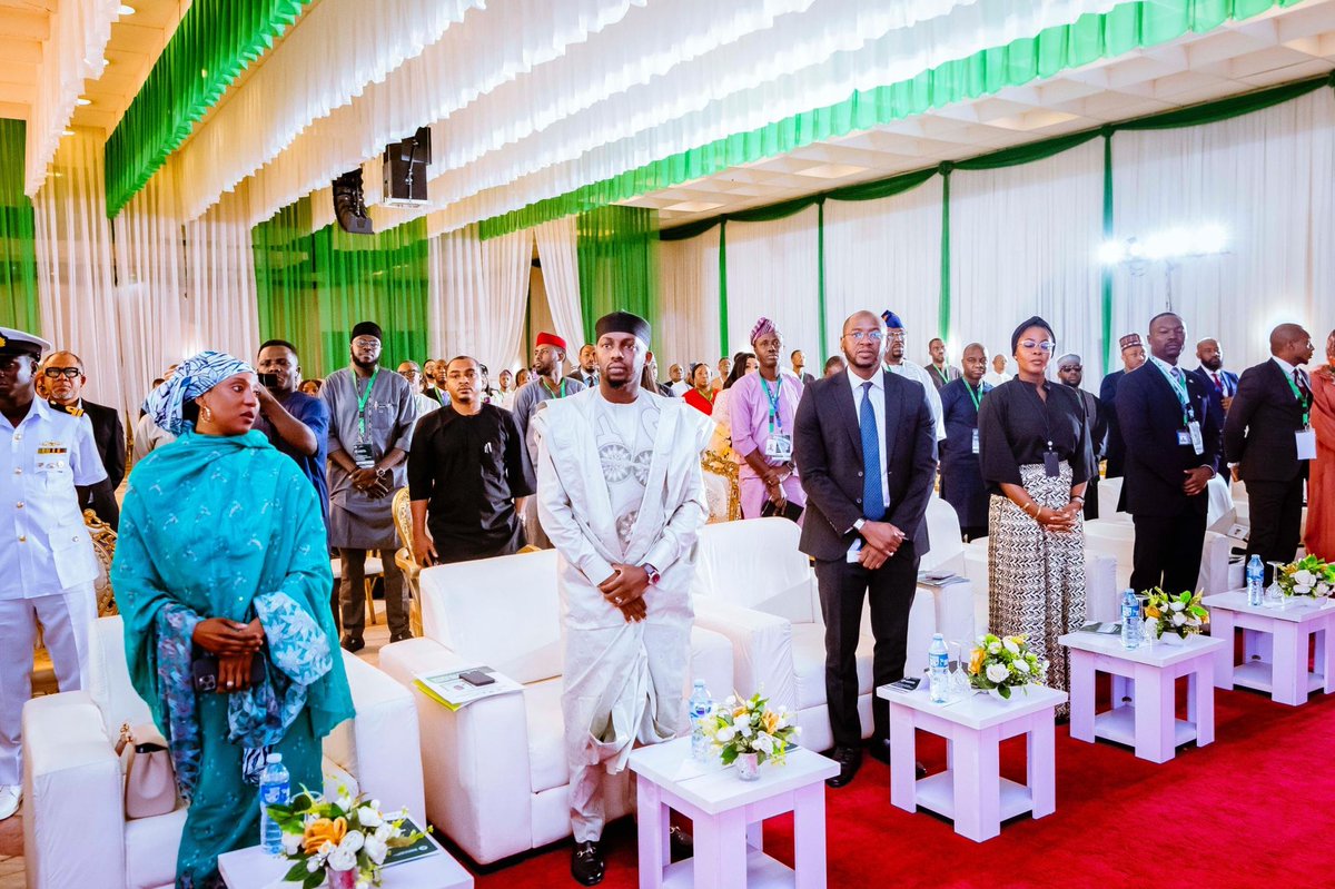 agogoconsult's tweet photo. Driving Nigeria’s Green Future — One Infrastructure at a Time

Agogo Consulting was proud to sponsor and contribute to the recently concluded Decarbonizing Infrastructure in Nigeria Summit. 
#DINSummit2025 #AgogoConsulting https://t.co/PR6UKJRw7Q