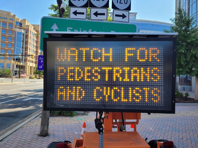 BikeArlington (@bikearlington) on Twitter photo 🚍Did you notice yellow school buses today?
🎒Kids walking + biking to school?
🌞That's because <a href="/APSVirginia/">Arlington Public Schools</a> #SummerSchool is open now thru August 1.
ow.ly/mAMy50WlSEO
📸And thanks to #VisionZero, <a href="/ArlingtonVA/">Arlington County</a> PhotoSPEED safety cameras at summer learning locations remain 🚍Did you notice yellow school buses today?
🎒Kids walking + biking to school?
🌞That's because <a href="/APSVirginia/">Arlington Public Schools</a> #SummerSchool is open now thru August 1.
ow.ly/mAMy50WlSEO
📸And thanks to #VisionZero, <a href="/ArlingtonVA/">Arlington County</a> PhotoSPEED safety cameras at summer learning locations remain