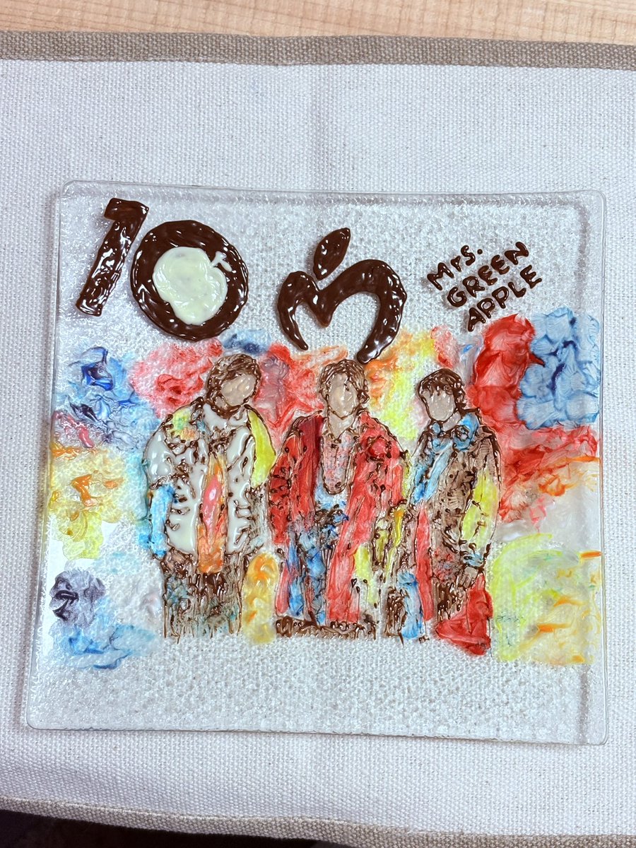 ckmnnnn's tweet photo. - ̗̀ 🍏  ̖́-

Mrs. GREEN APPLE 10周年
おめでとう🍳

ミセスの曲に毎日元気貰ってる🙂‍↔️

愛してます。

 #MrsGREENAPPLE 
 #ミセスへ届け10年分のありがとう https://t.co/u21ck3FDuc