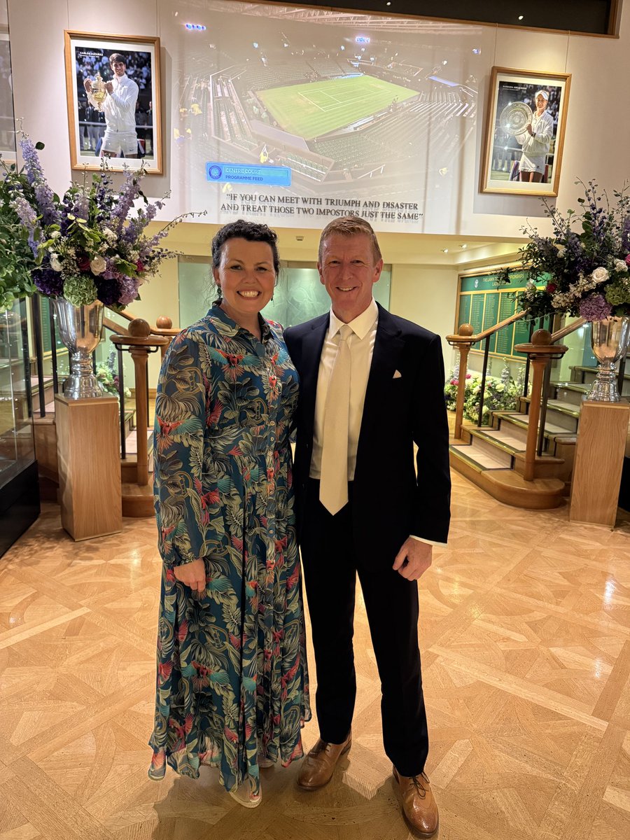 astro_timpeake's tweet image. Thank you @Wimbledon for some spectacular tennis and a very memorable day out. A chance for science and sport to collide. Great to catch up with @ProfBrianCox and Baroness Catherine Ashton. 

Good luck to everyone remaining in the tournament. Looking forward to more fantastic…