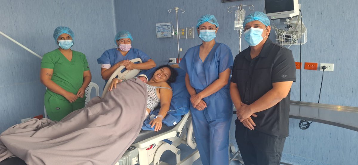La Dra. Audrey García Niño, nuestro personaje de la semana! Desde el  2019, en neonatología como pediatra, consulta externa y además punto focal en método canguro y un pilar para lograr la certificación ESAMyN, actualmente capacita en hospitales. 
❤️ ¡Un referente en salud!