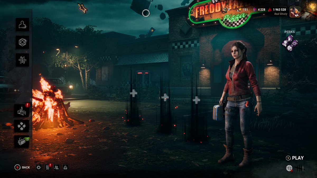 is this happening for anyone else???? no clue how crossplay is turned off <a href="/DeadbyDaylight/">Dead by Daylight</a> <a href="/DEATHDORKS/">DORK 💚</a>