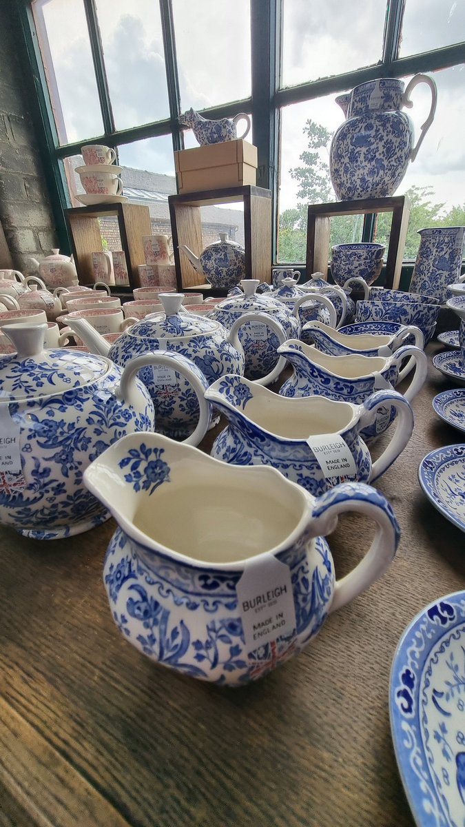 templespatogo's tweet photo. Industrial heritage meets design at Middleport Pottery
#industrialheritage
#canalside #potteries https://t.co/bZ9jxkAT6U