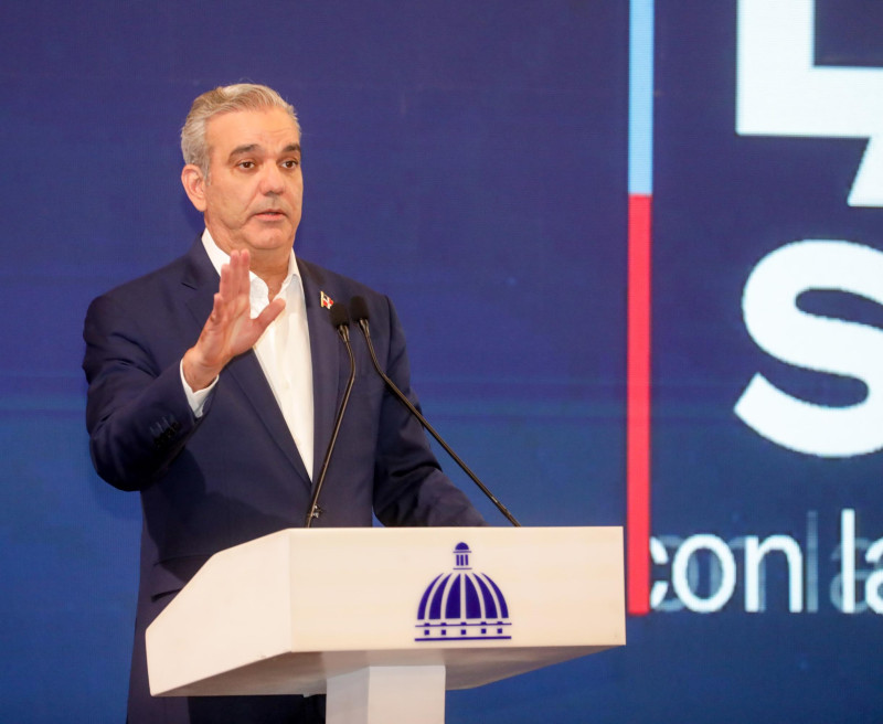 Abinader tras mensaje del episcopado sobre Haití: “La situación va más allá de un problema migratorio”

🔗listindiario.com/la-republica/2…

#ListínDiario