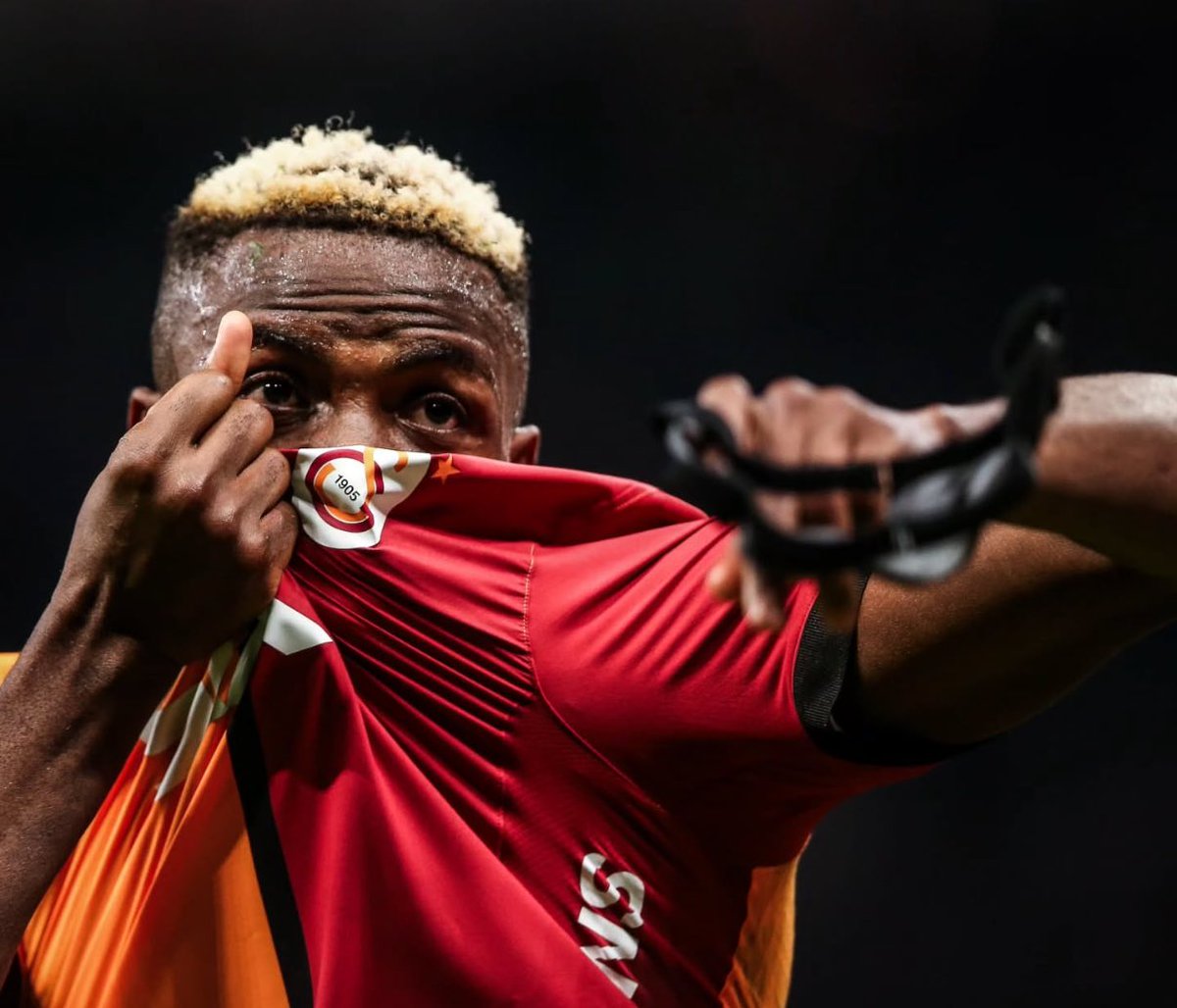 Osimhenin Galatasarayımızın icin reddettigi takimlar:

Al Hilal (yillik 50m euro)
Juventus
Manchester United
Barcelona