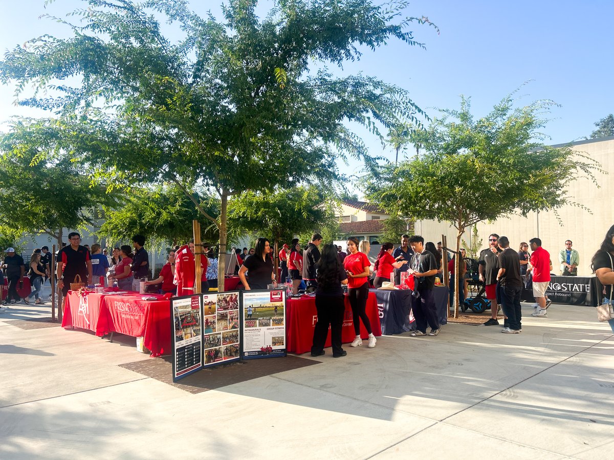 CSU_WATER's tweet image. At Dog Days, students explored more than just majors—they discovered opportunities. The Water Minor shows how interdisciplinary study can lead to careers in water, sustainability, and policy. #DogDays #FresnoState #Calstate