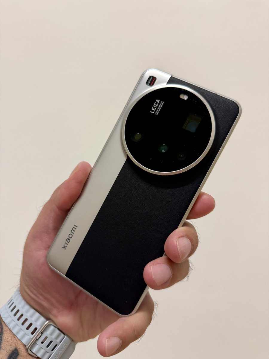 MikyAncona's tweet image. Nuovo aggiornamento per Xiaomi 15 Ultra: migliorata la stabilità di sistema, ottimizzata la gestione termica e autofocus più rapido nella fotocamera principale. Prestazioni da vero flagship, ora ancora più solide. 📈📷
#Xiaomi15Ultra #MIUIUpdate #TechUpgrade #FlagshipPerformance