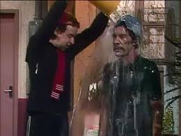 Personagens de #ÊtaMundoMelhor em qualquer cena aleatória: